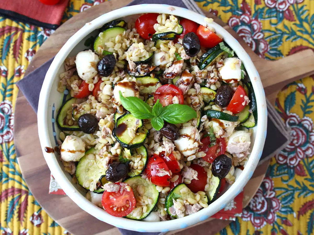 Salade de blé au thon et mozzarella : fraîche, complète et parfaite pour l’été - photo 4