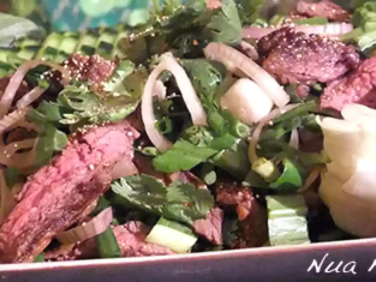 Salade de boeuf Thaï