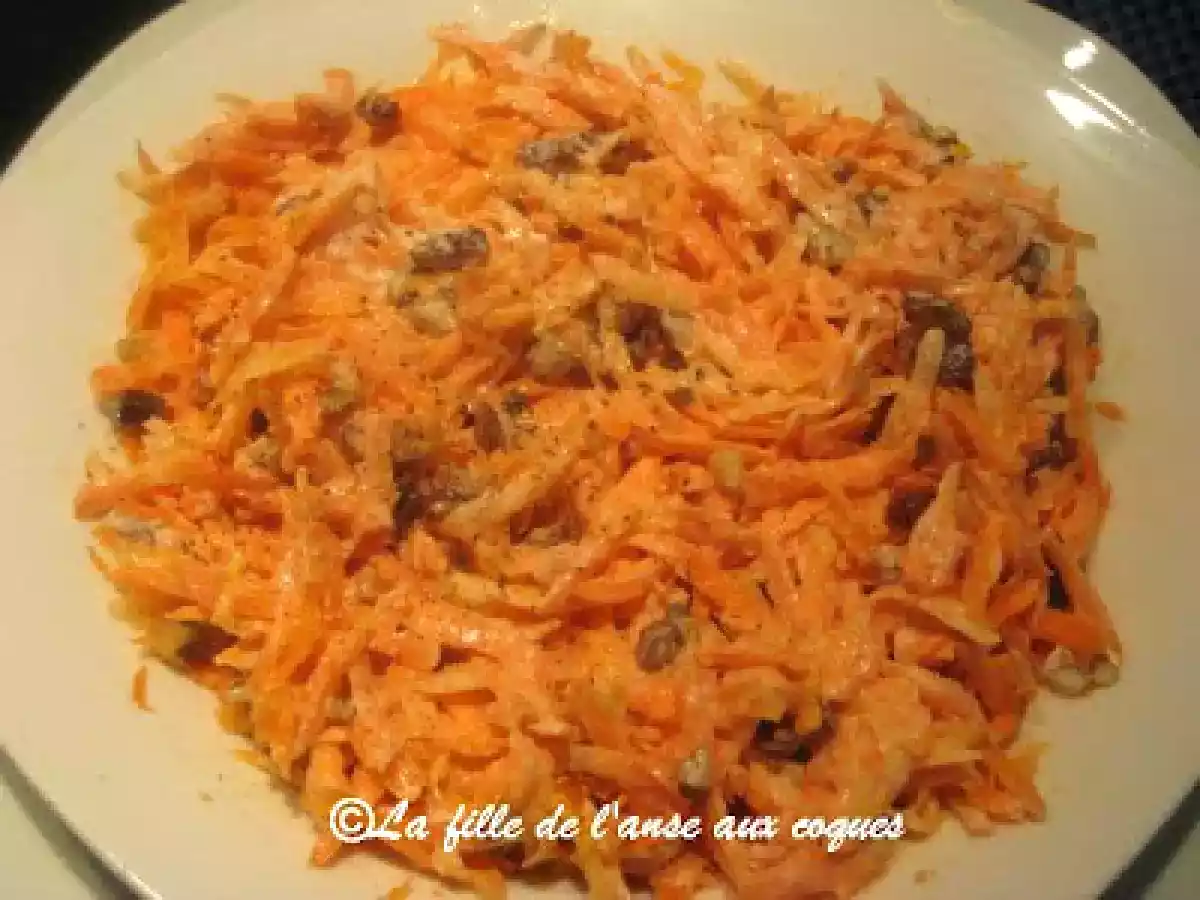 SALADE DE CAROTTES AUX RAISINS SECS