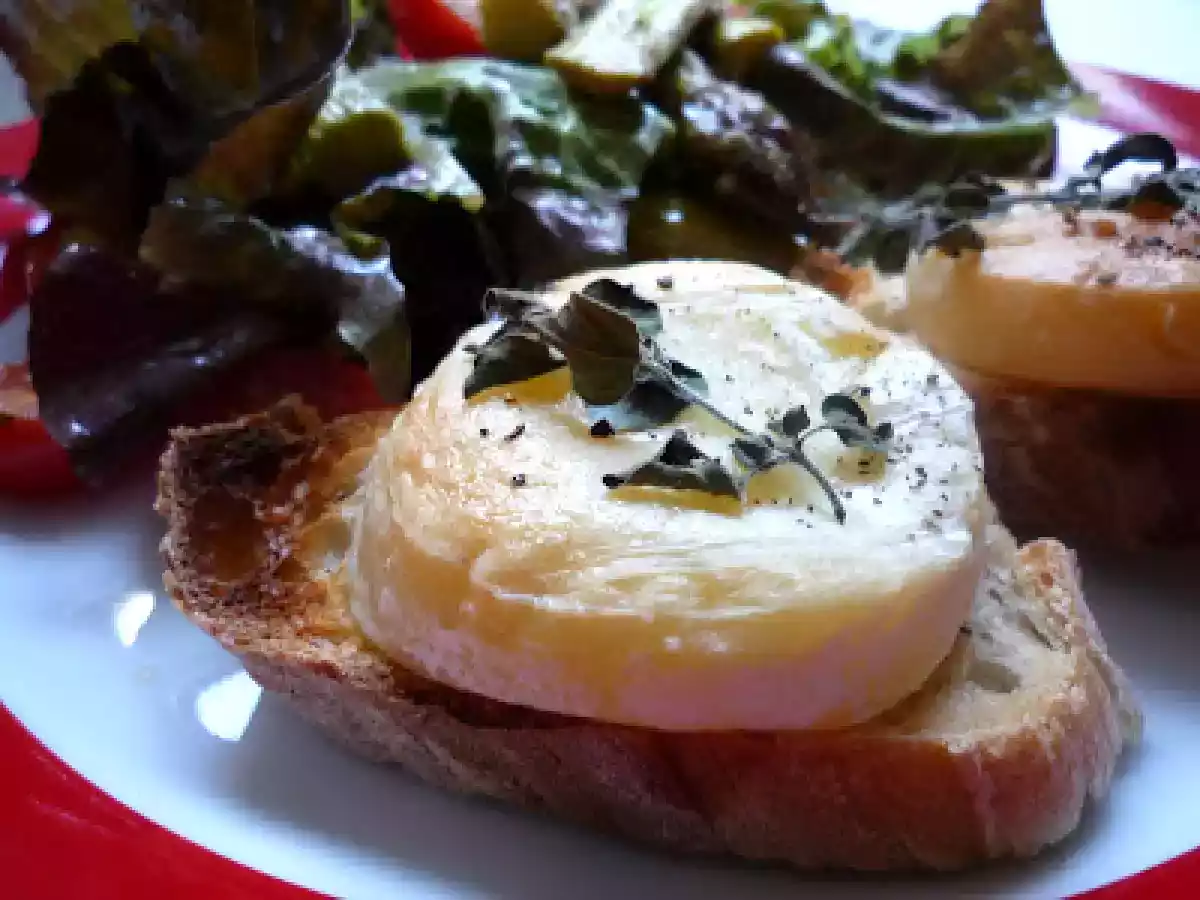 Salade de chèvre chaud.......... - photo 2