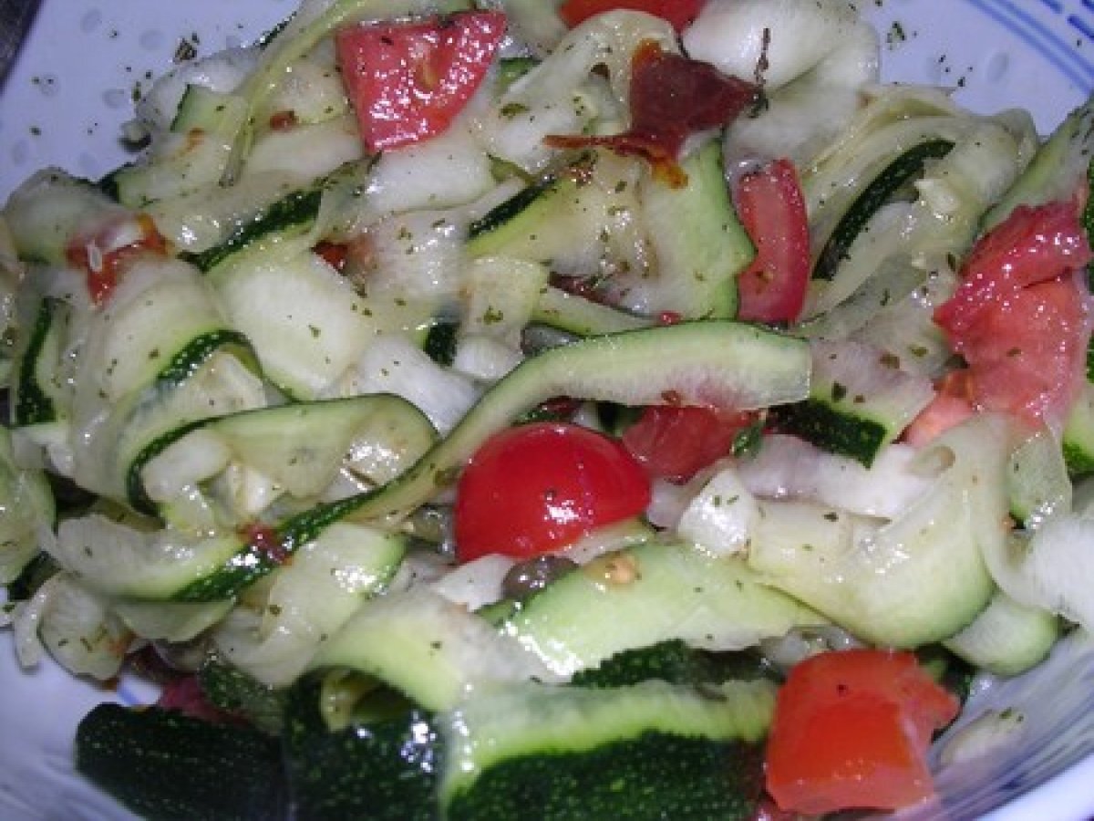 Recette de salade de courgettes crues et fraîches