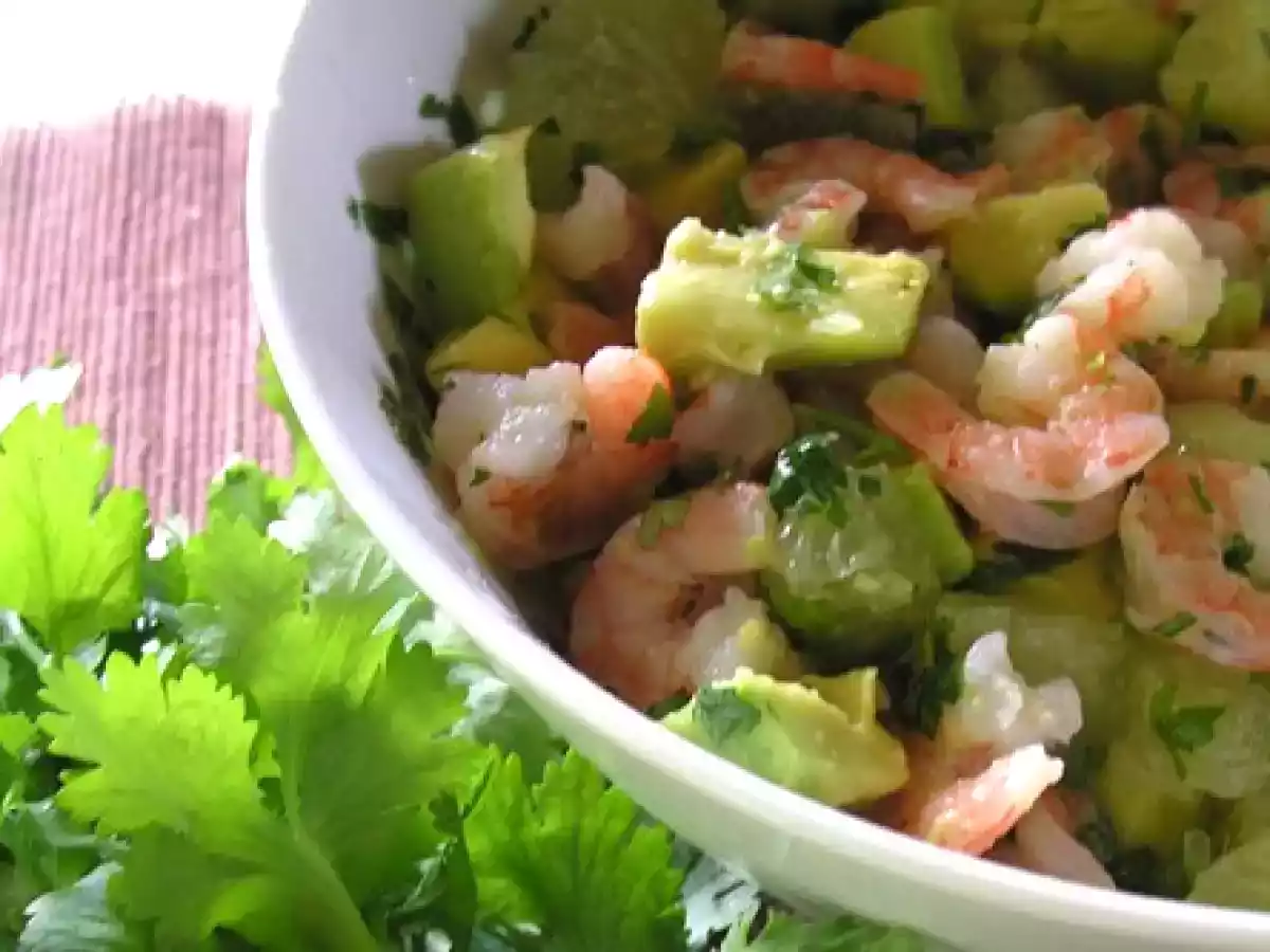 Salade de crevettes à l'avocat et au pamplemousse