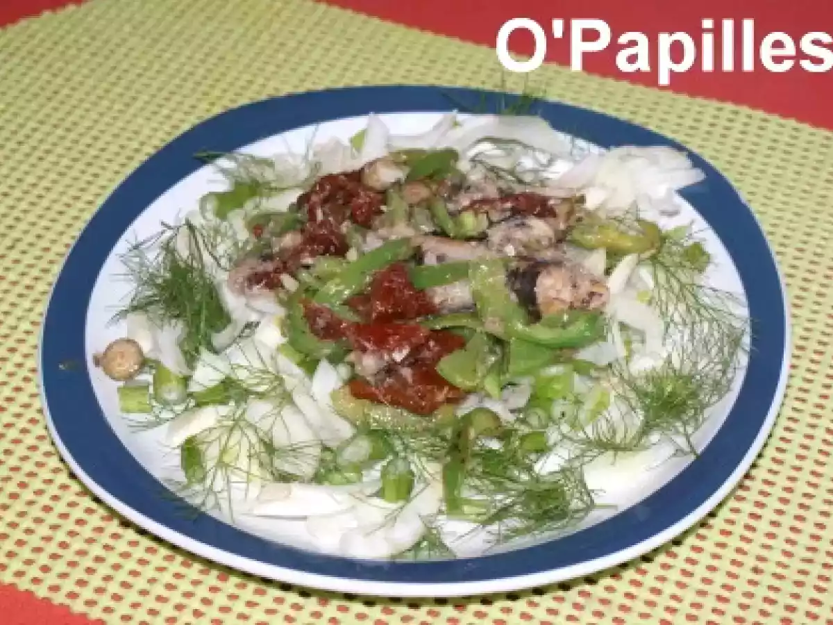 Salade de fenouil, poivrons et sardines