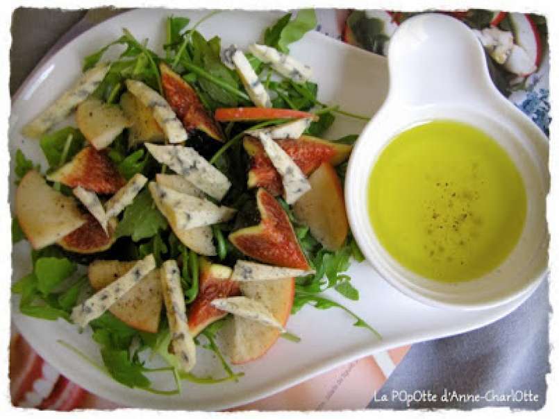 Salade de Figues, POmme et Gorgonzola.