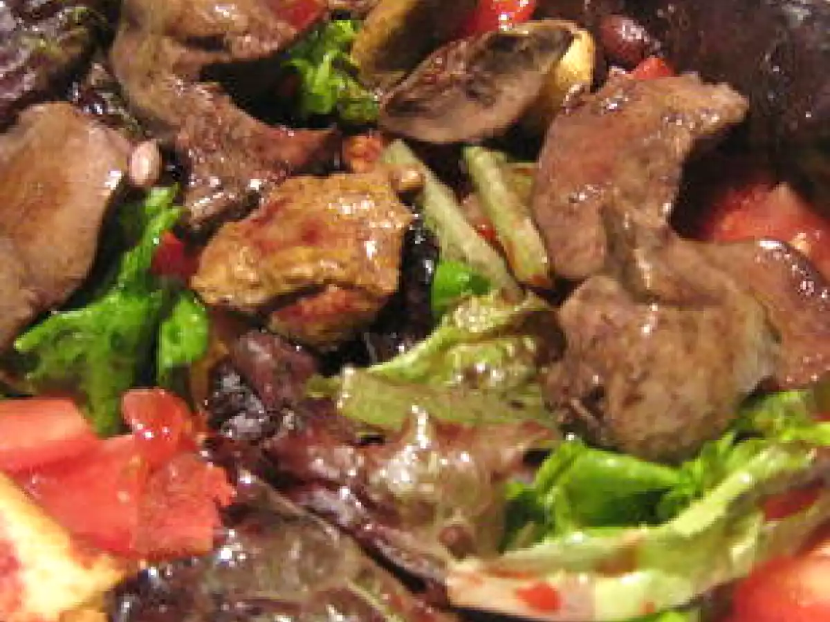 Salade de foies et gésiers de volailles