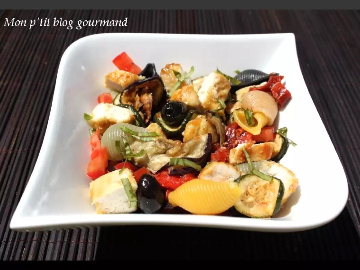 Salade de légumes grillés et poulet caramélisé à la moutarde