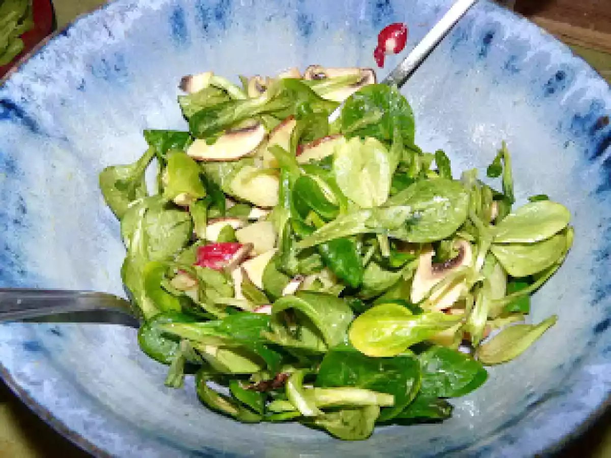 Salade de mache printanière