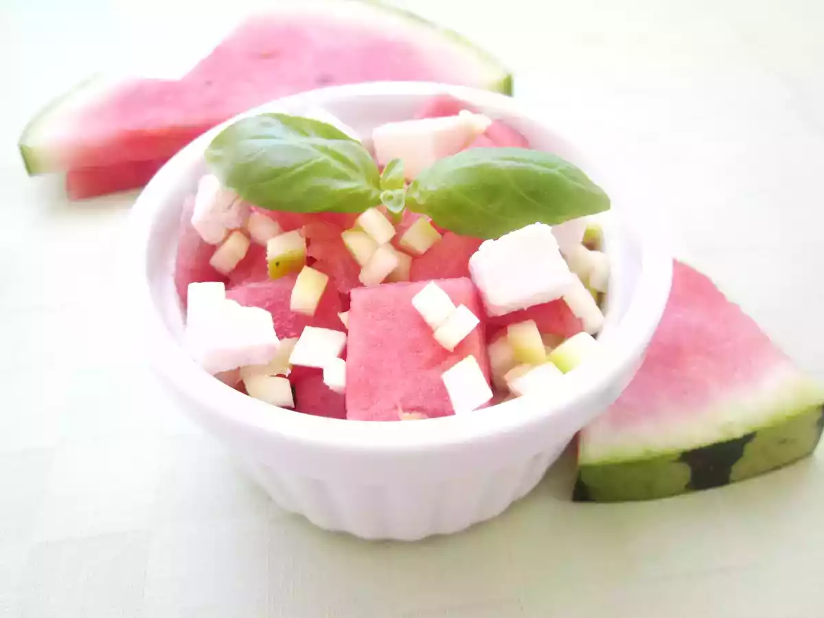 Salade de pastèque, féta et courgette