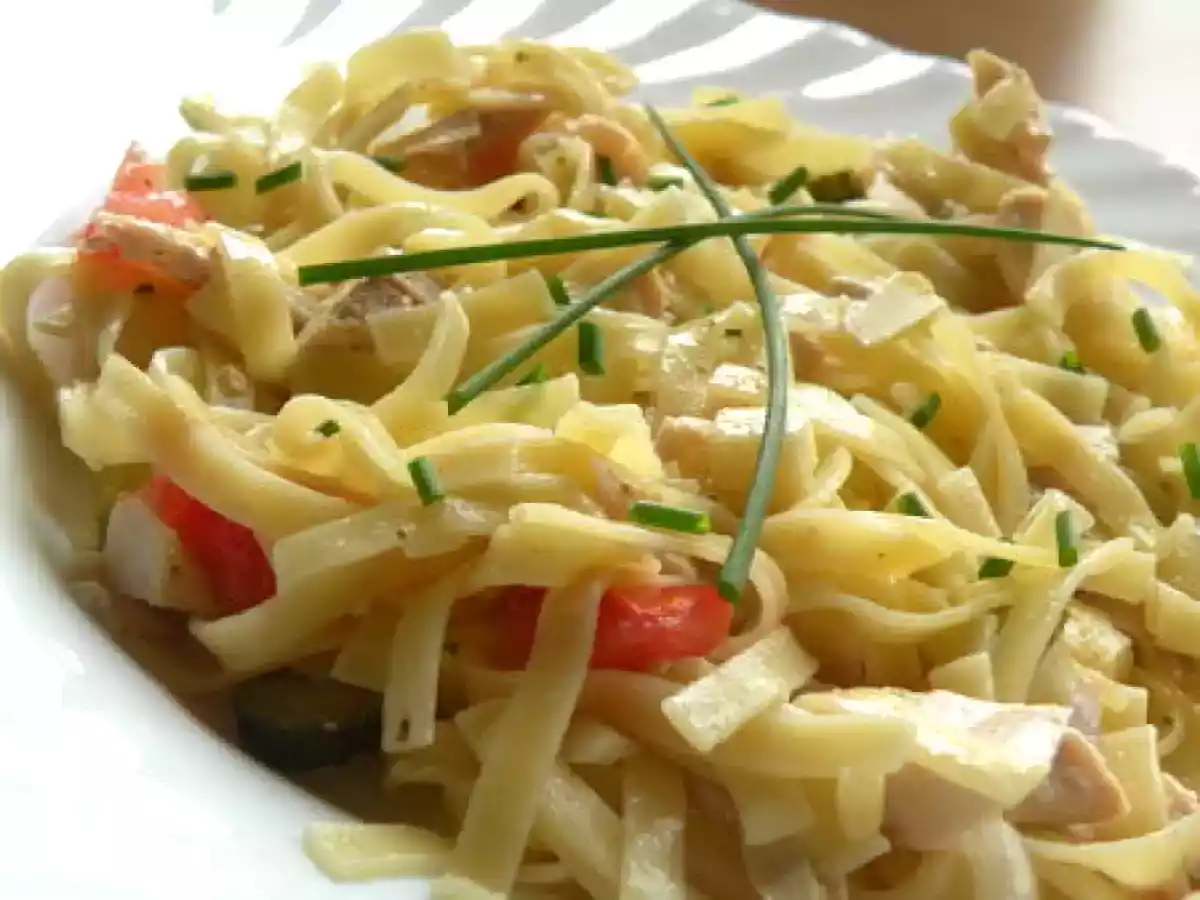 Salade de pâtes froides pesto - poulet - comté - photo 2