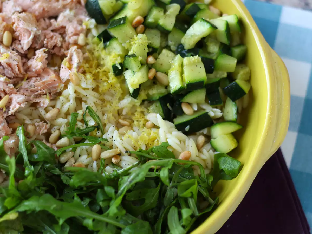 Salade de pâtes orzo au saumon et à la courgette - photo 8