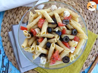 Salade de pâtes, tomate, feta et olives - photo 3
