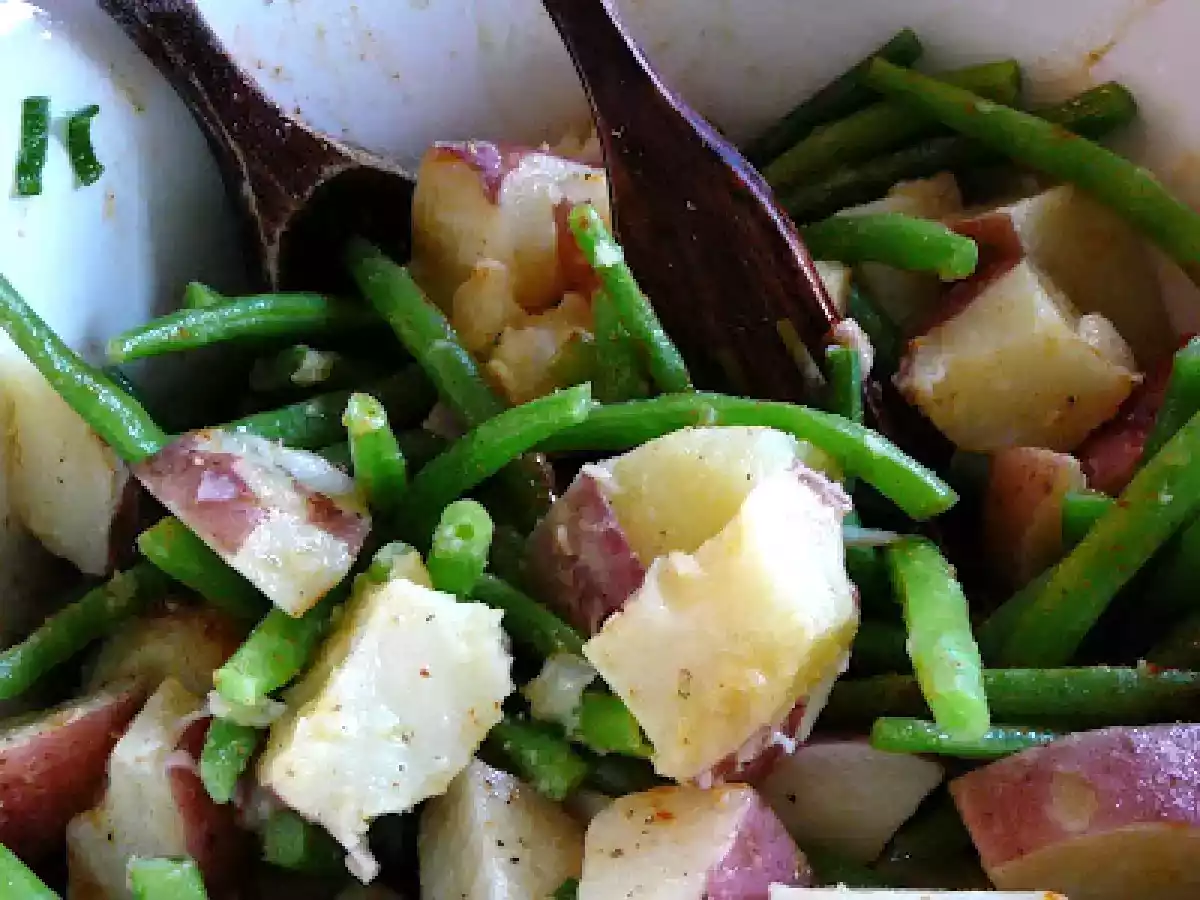 Salade de pommes de terre et de fèves vertes