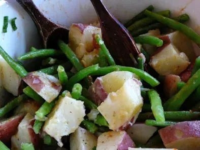 Salade de pommes de terre et de fèves vertes
