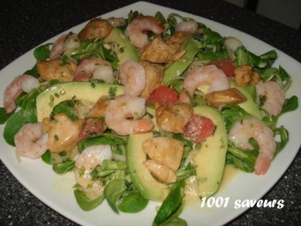 Salade de poulet mariné, crevettes et pamplemousse rose de Cyril Lignac