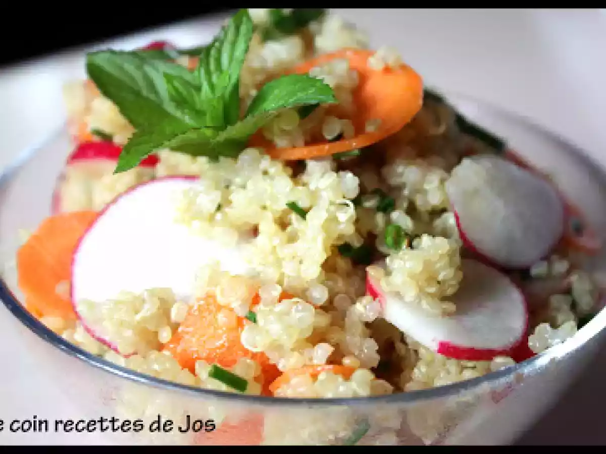 SALADE DE QUINOA, CAROTTE ET RADIS