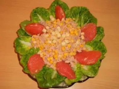 Salade de thon, maïs et pamplemousse
