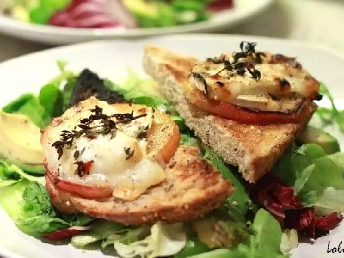 Salade douceur aux toasts de chèvre, pommes rôties, miel de lierre et thym citron - photo 2