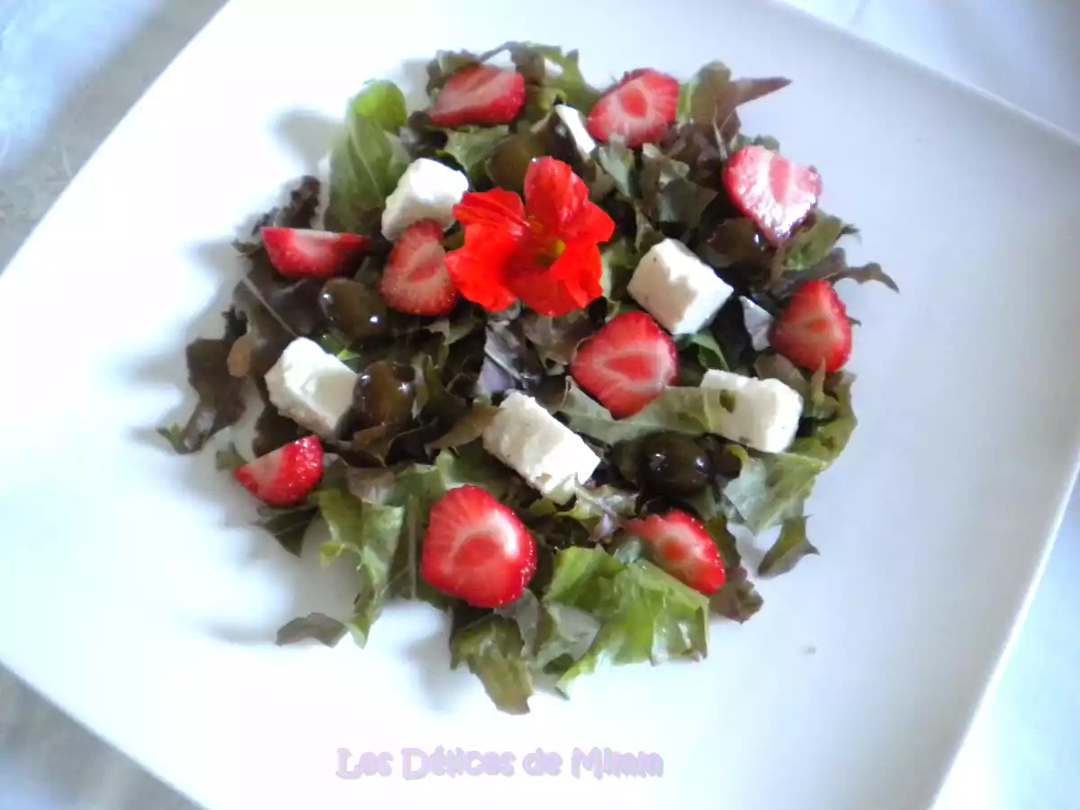 Salade estivale feta, fraises et olives confites, vinaigrette vanillée - photo 2