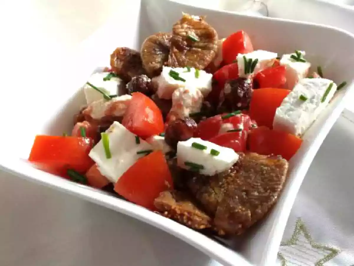 Salade figues, tomates et chèvre