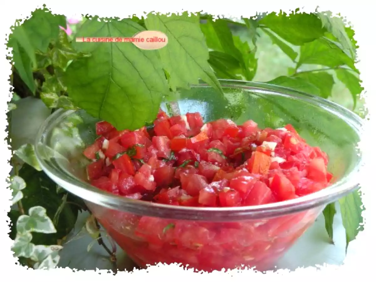 Salade fraîcheur de tomates au basilic