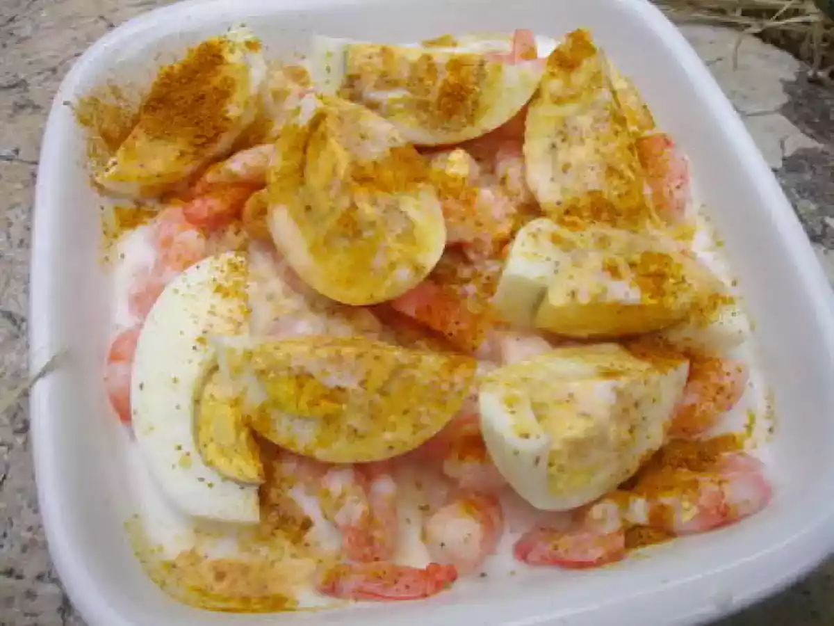 Salade indienne aux oeufs et aux crevettes