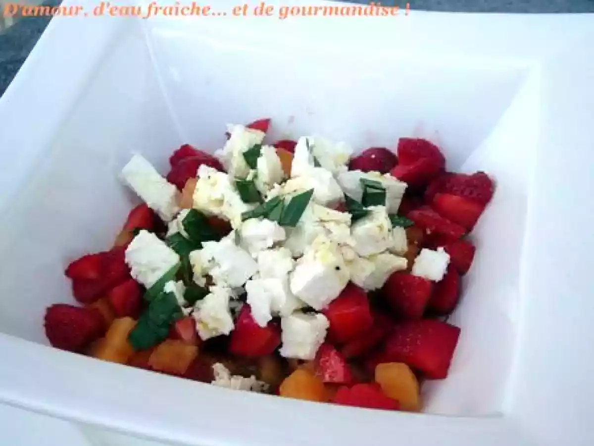 Salade melon, fraises et feta