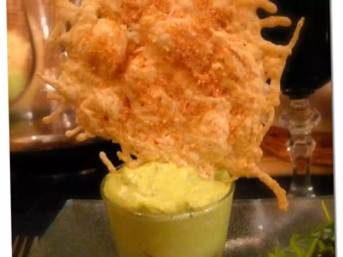 Salade Orchidée à la mangue et au gingembre, verrine d'avocat au coco... - photo 2