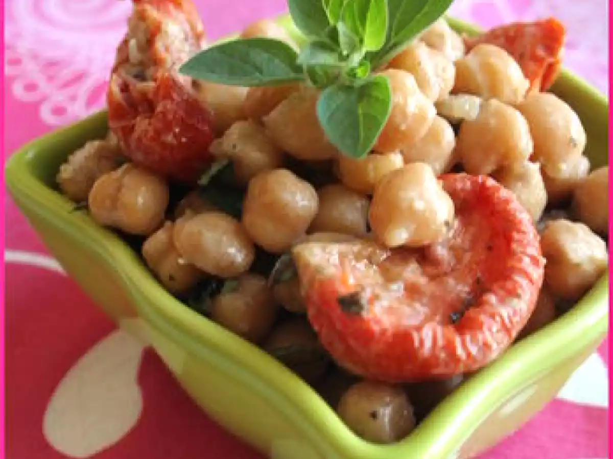 Salade orientale de pois chiche et tomates confites