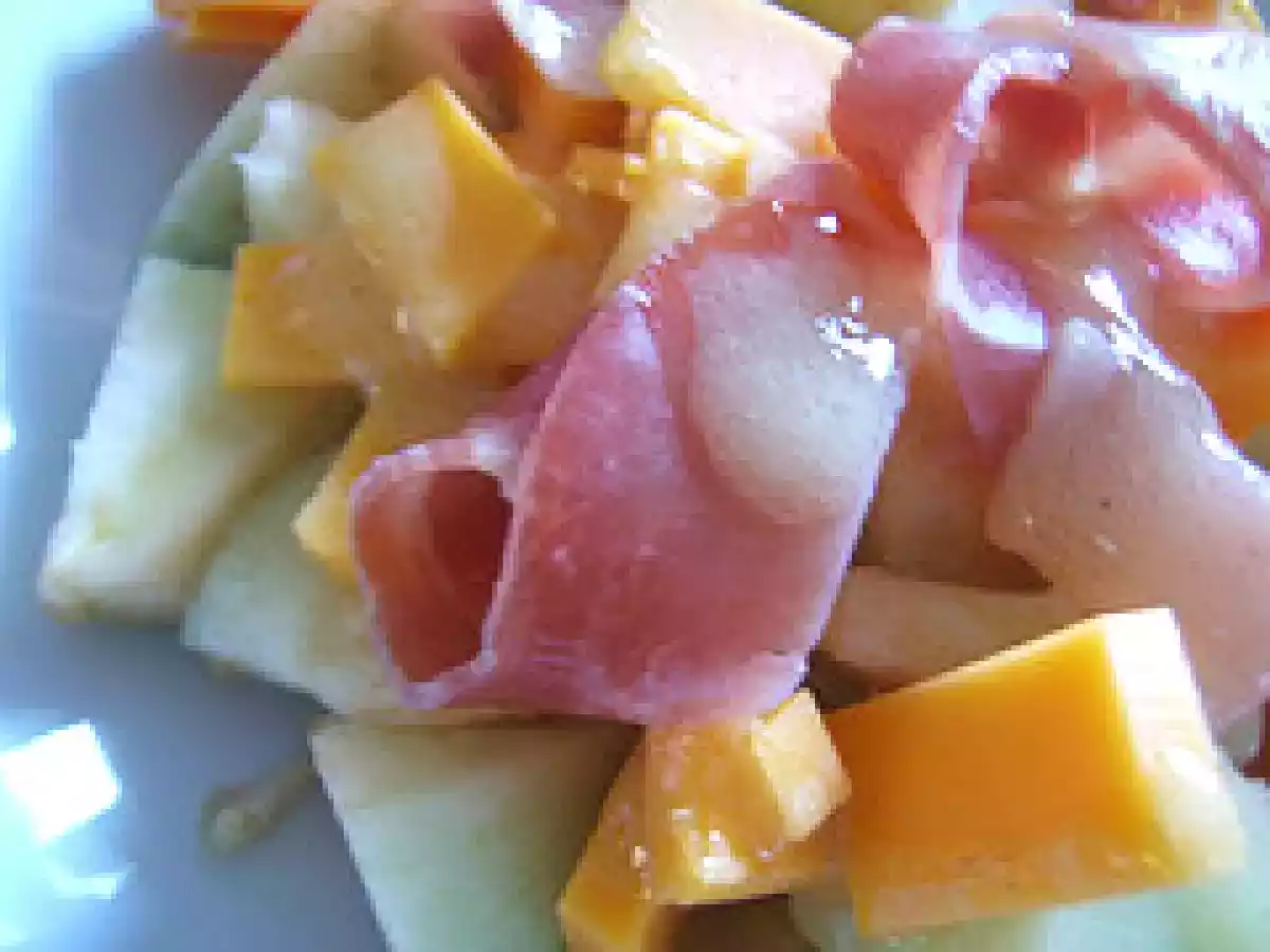 Salade pomme verte, jambon cru et mimolette