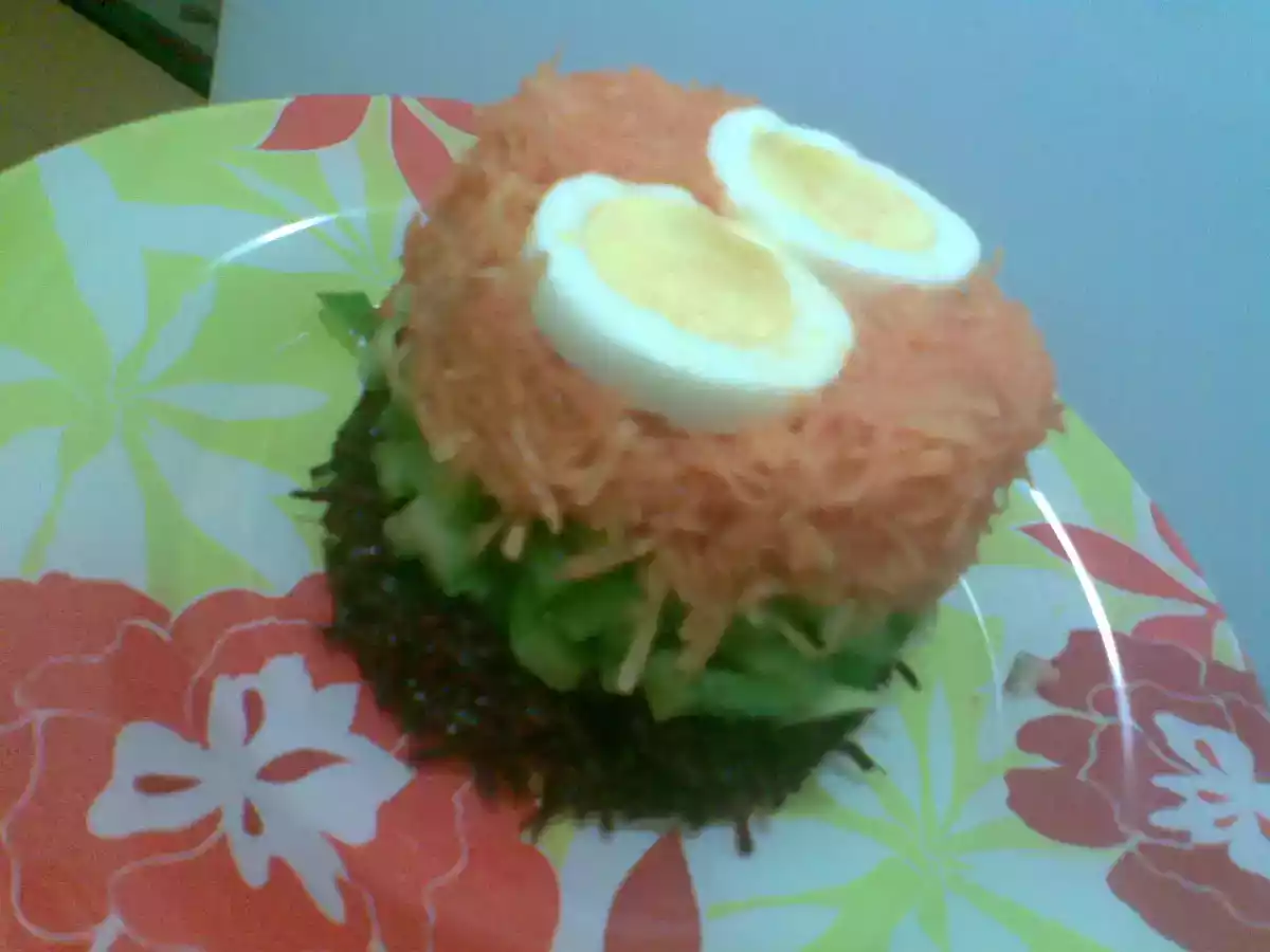 Salade tricolore : carotte, betterave, et poivron vert