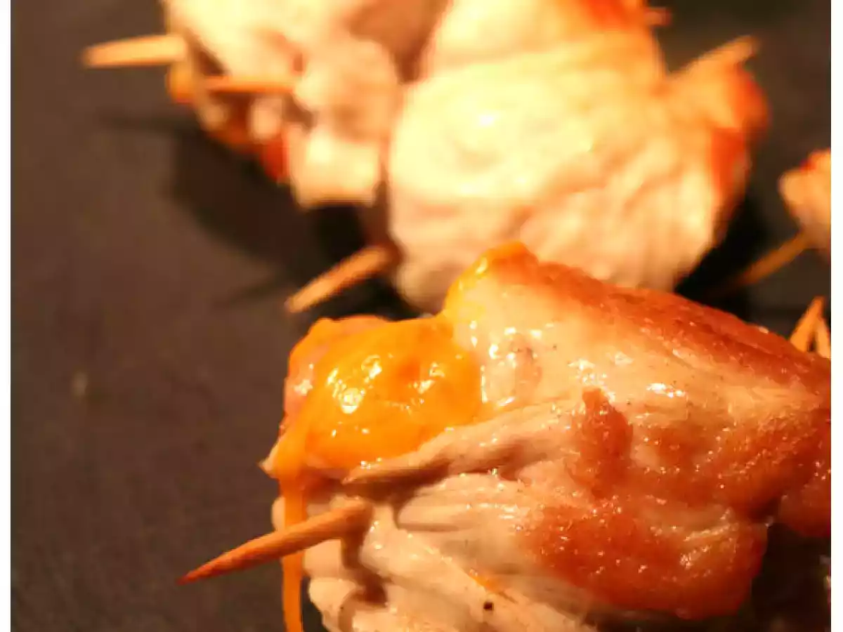 Saltimbocca dinde, mimolette et lomo à l'estragon