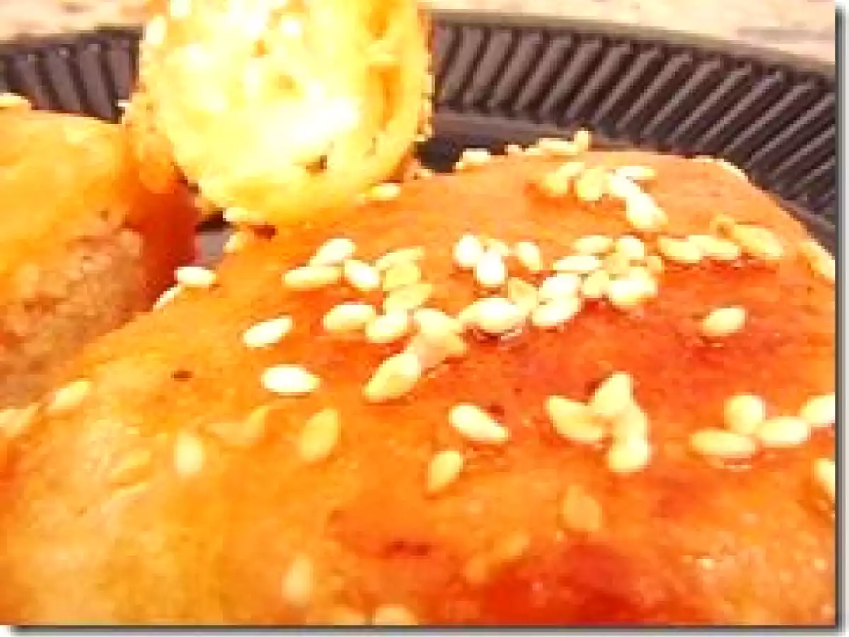 SAMSSA AU MIEL (Feuillet aux amandes)