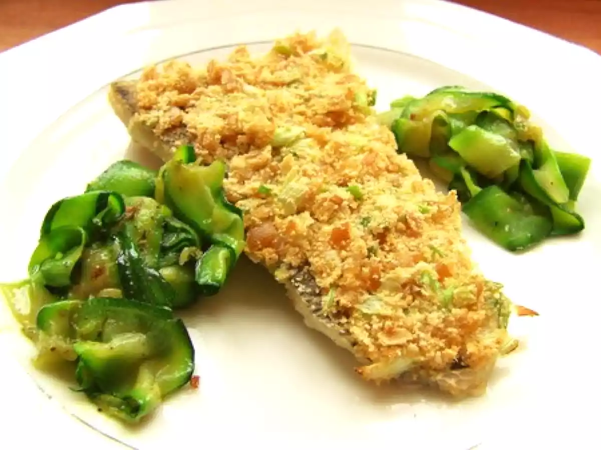 Sandre pané au citron confit et à l'oignon nouveau