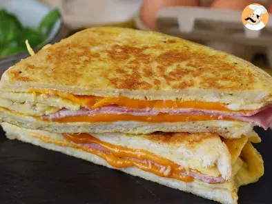 Sandwich express à l'omelette - French toast omelette sandwich - Egg sandwich hack - photo 3