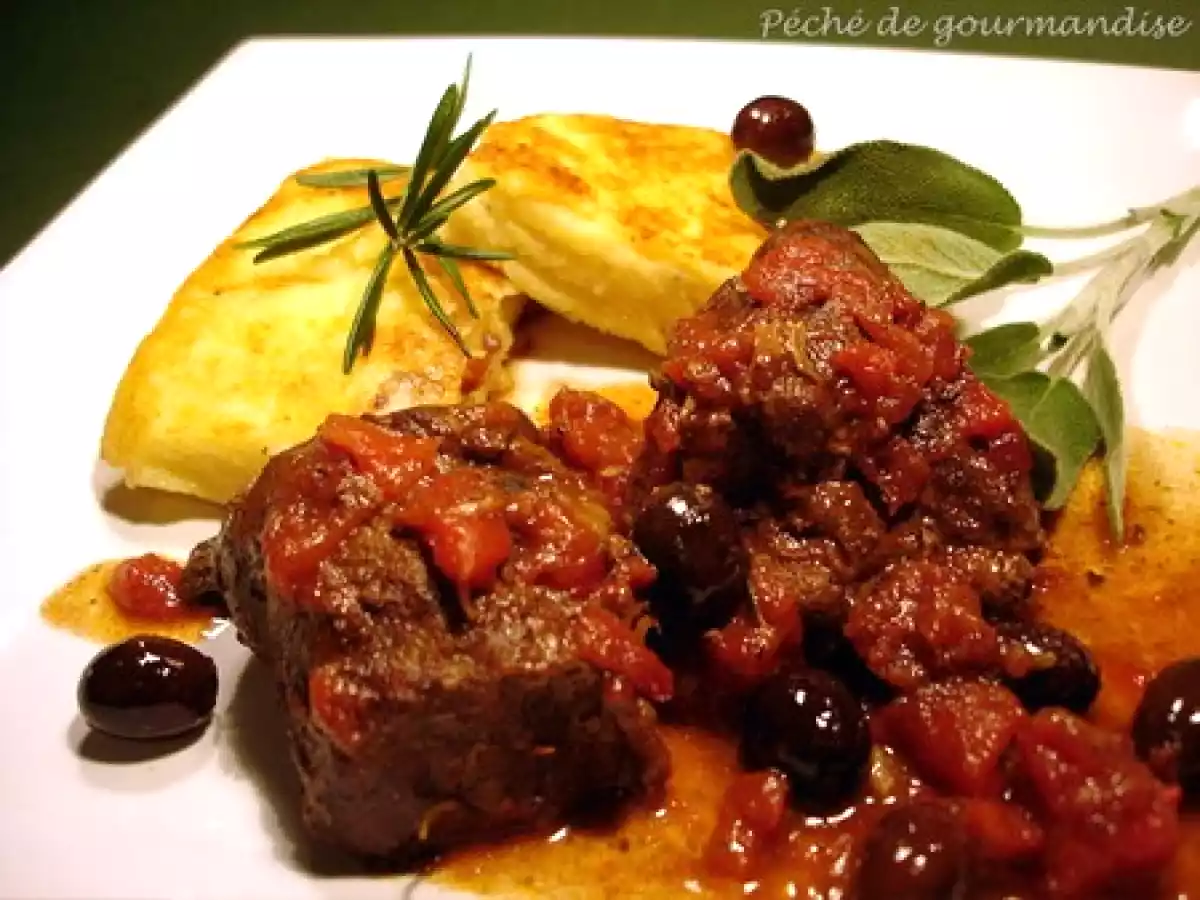 Sanglier aux olives et galettes de polenta