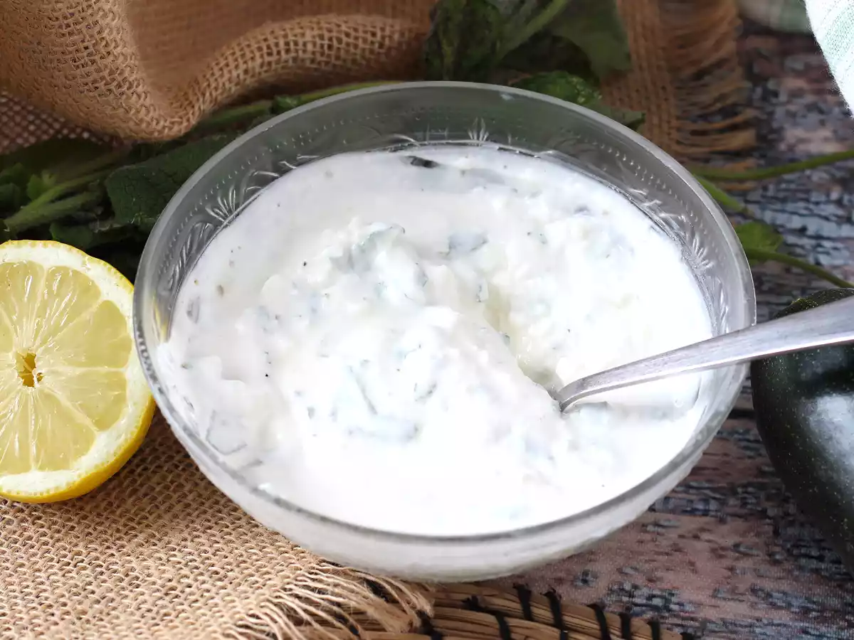 Sauce au yaourt, feta, citron et menthe super fraiche! - photo 5
