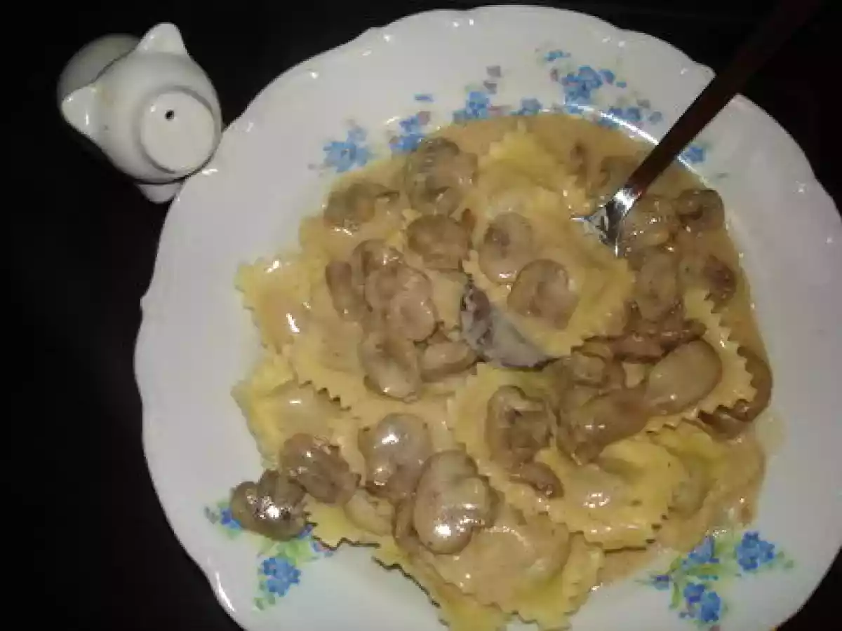 Sauce aux champignons à la crème et au vinaigre balsamique