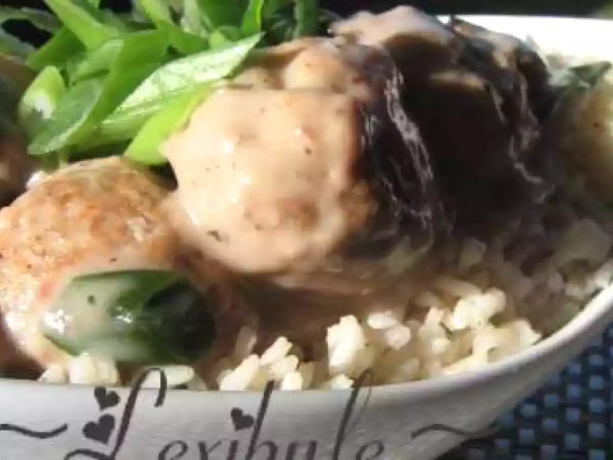 Sauce aux champignons et au poulet à l'ail - photo 2