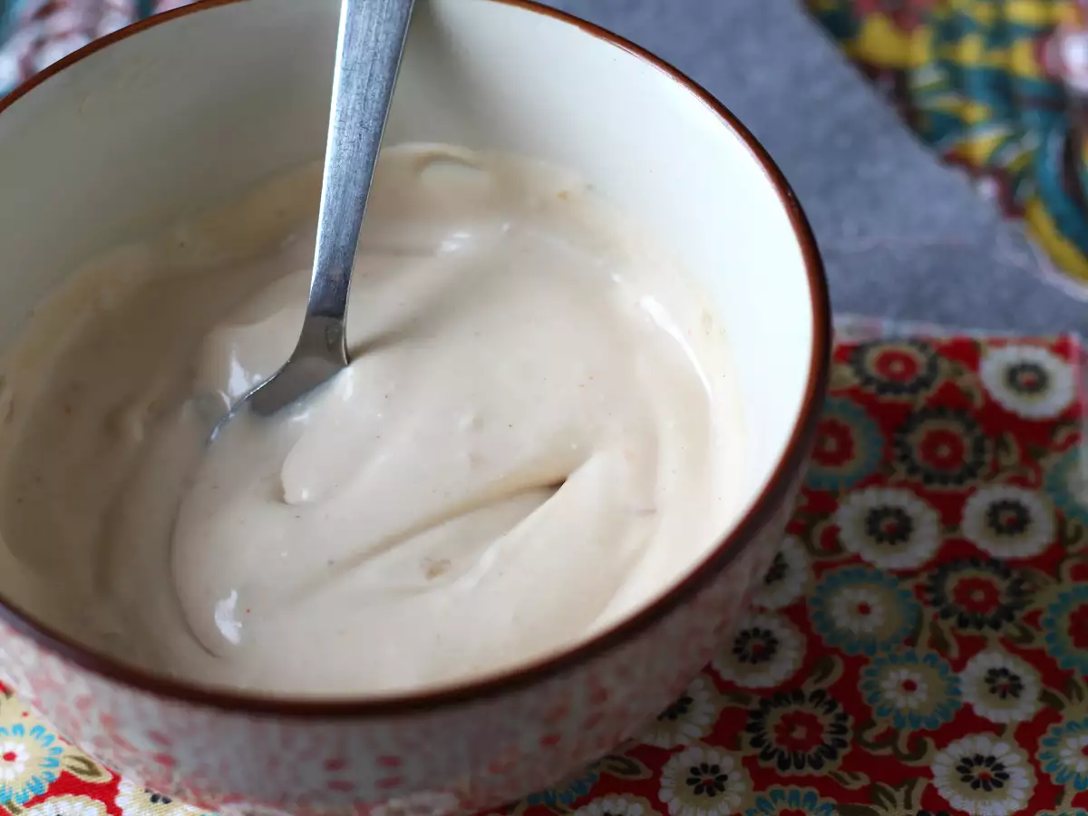 Sauce pour poulet crousty, onctueuse et savoureuse