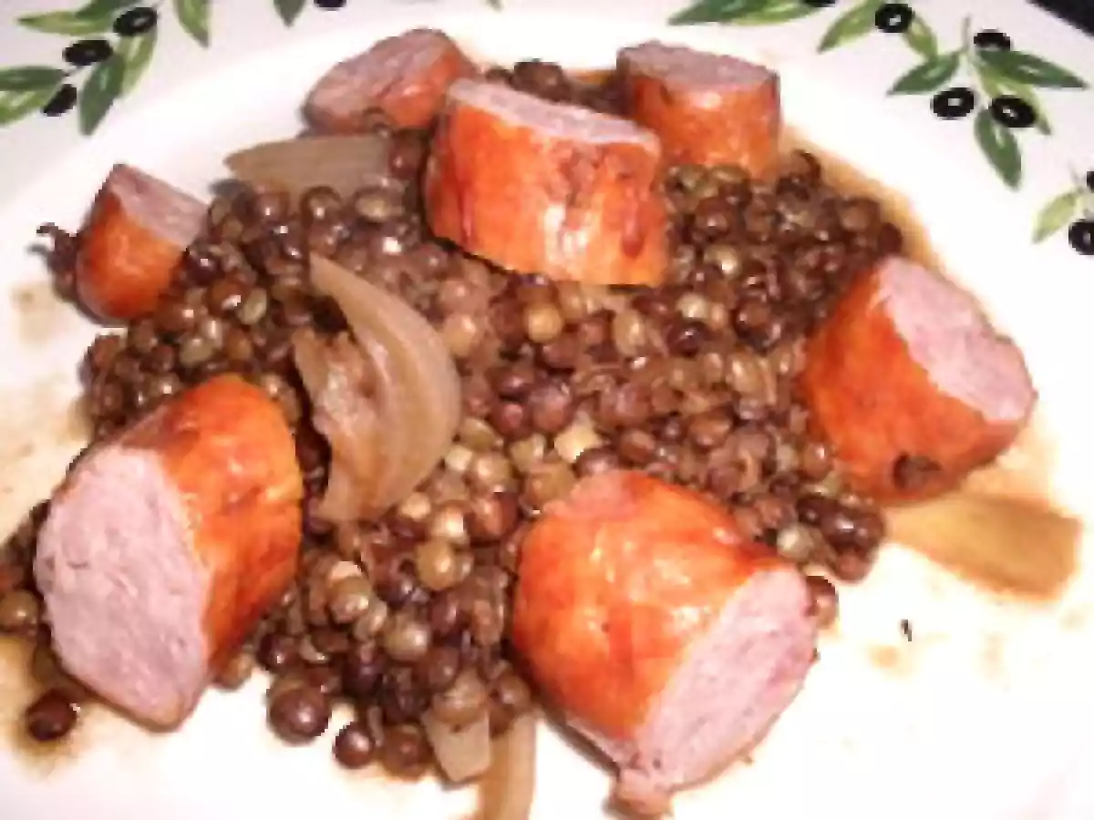 SAUCISSES AUX LENTILLES ET TOMATES - photo 2