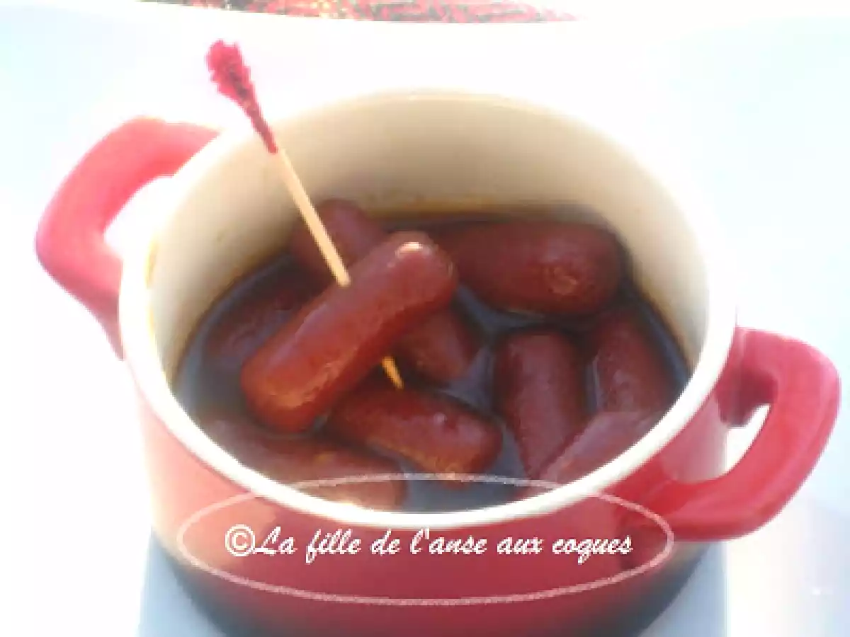 SAUCISSES COCKTAIL EN SAUCE NOIRE