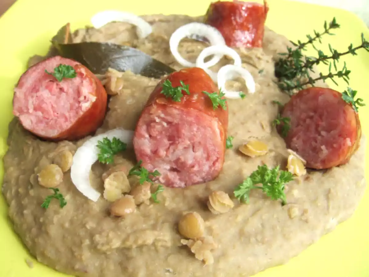 Saucisses de Montbéliard à la crème de lentilles blondes - photo 2