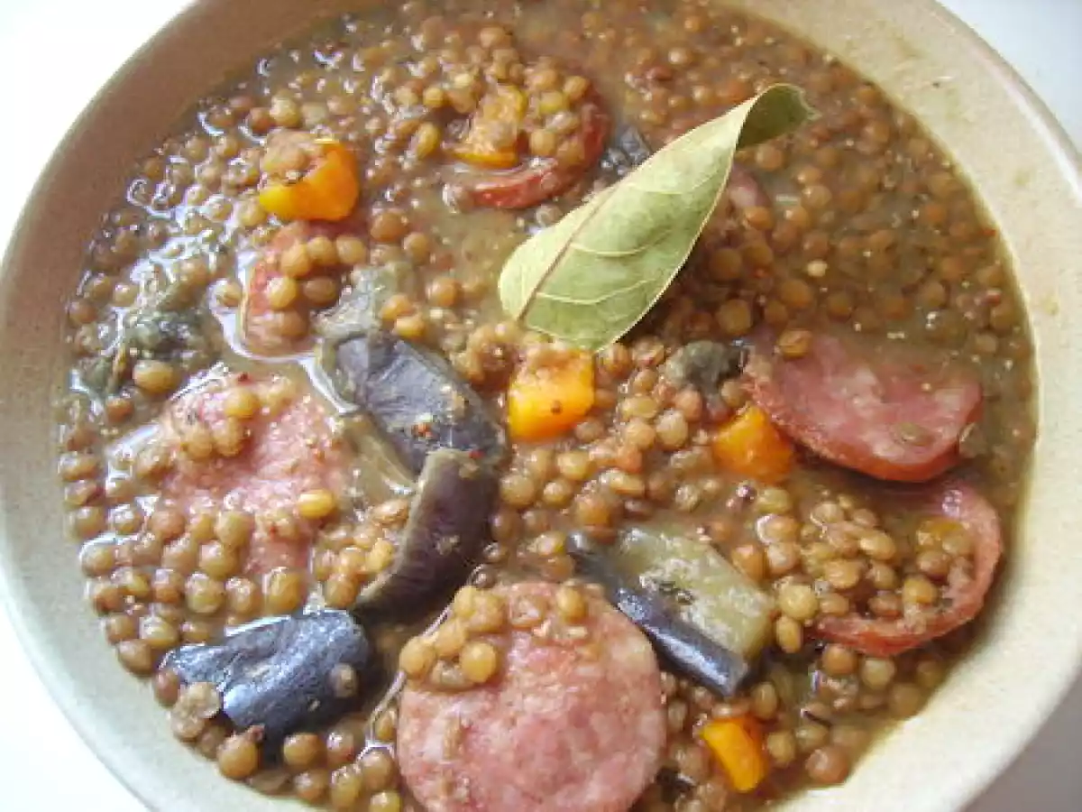 SAUCISSES DE MORTEAU AUX LENTILLES DE CILAOS