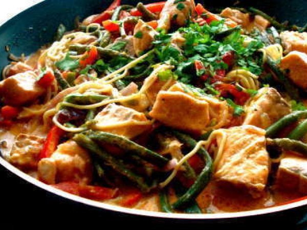 Recette de saumon au curry & lait de coco