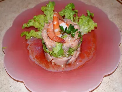 Saumon, crabes et crevettes en méli-mélo