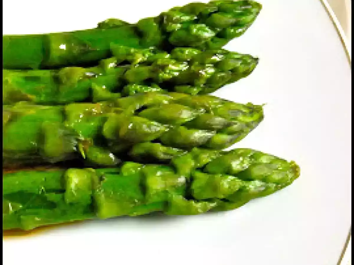 Saumon cuit à basse température, asperges, vinaigrette wasabi-yuzu - photo 5