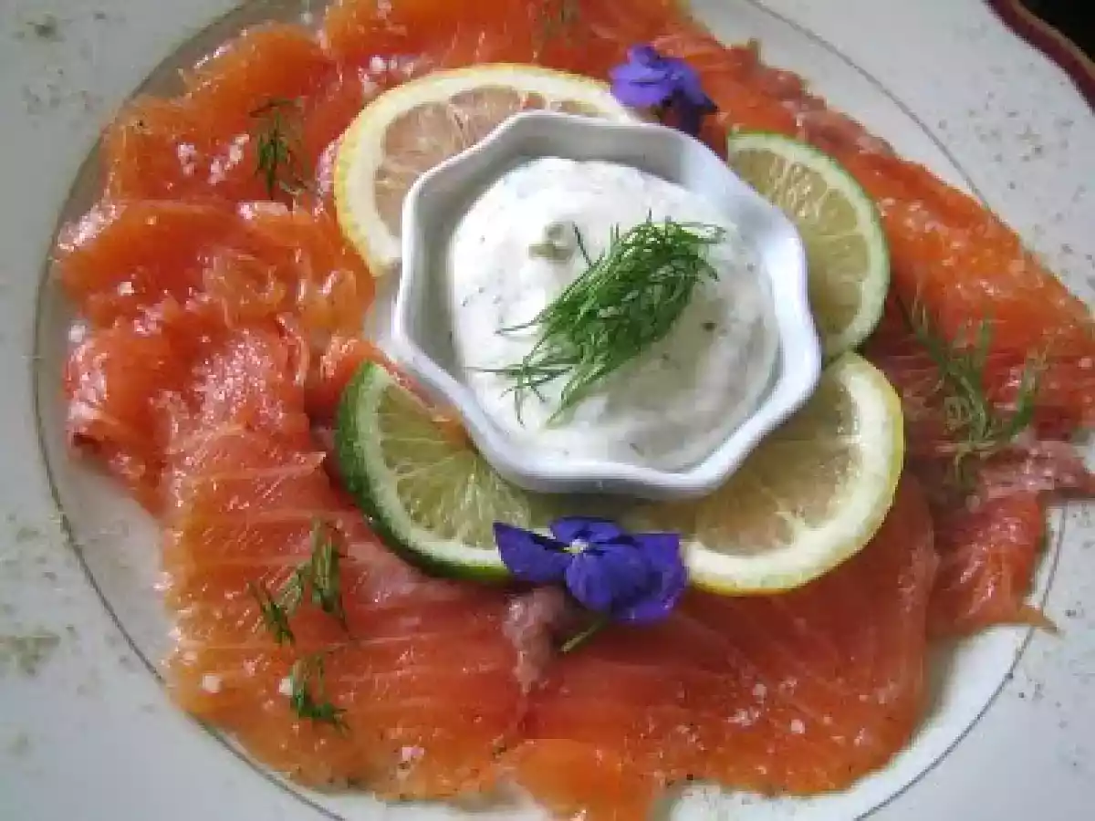 SAUMON GRAVLAX, EMULSION CITRONNEE A L 'ANETH! - photo 2