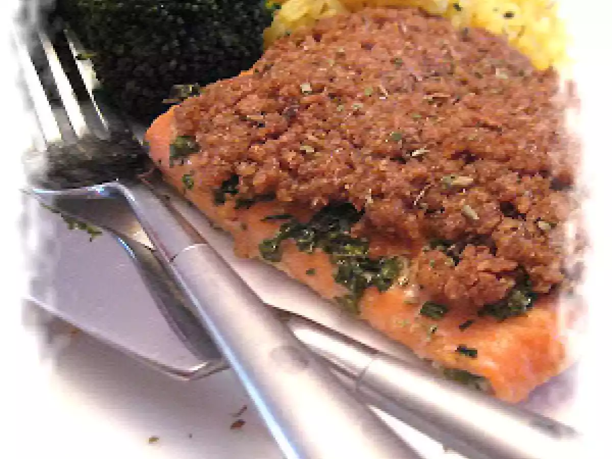 Saumon mariné en croûte de seigle à la cassonade