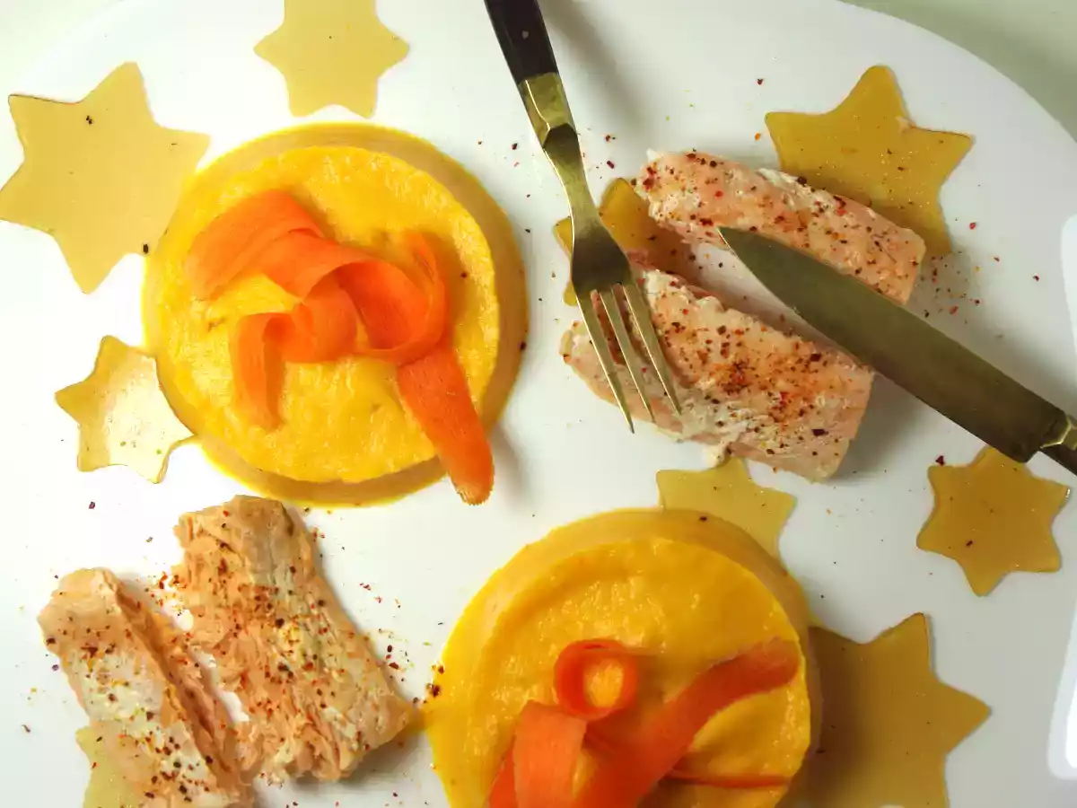 Saumon piment d'espelette, purée de patates douces et gelée de thé