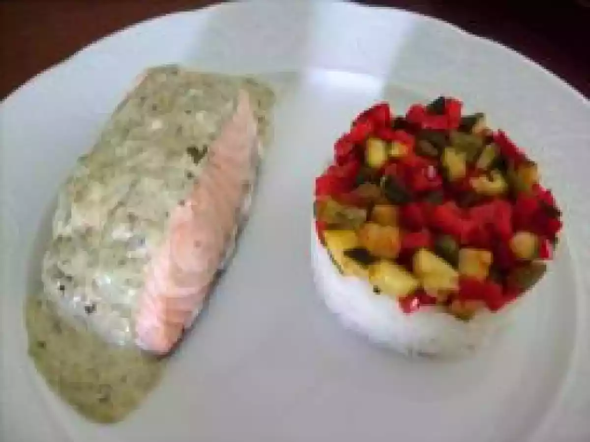 Saumon Sauce à l'Oseille et son Accompagnement